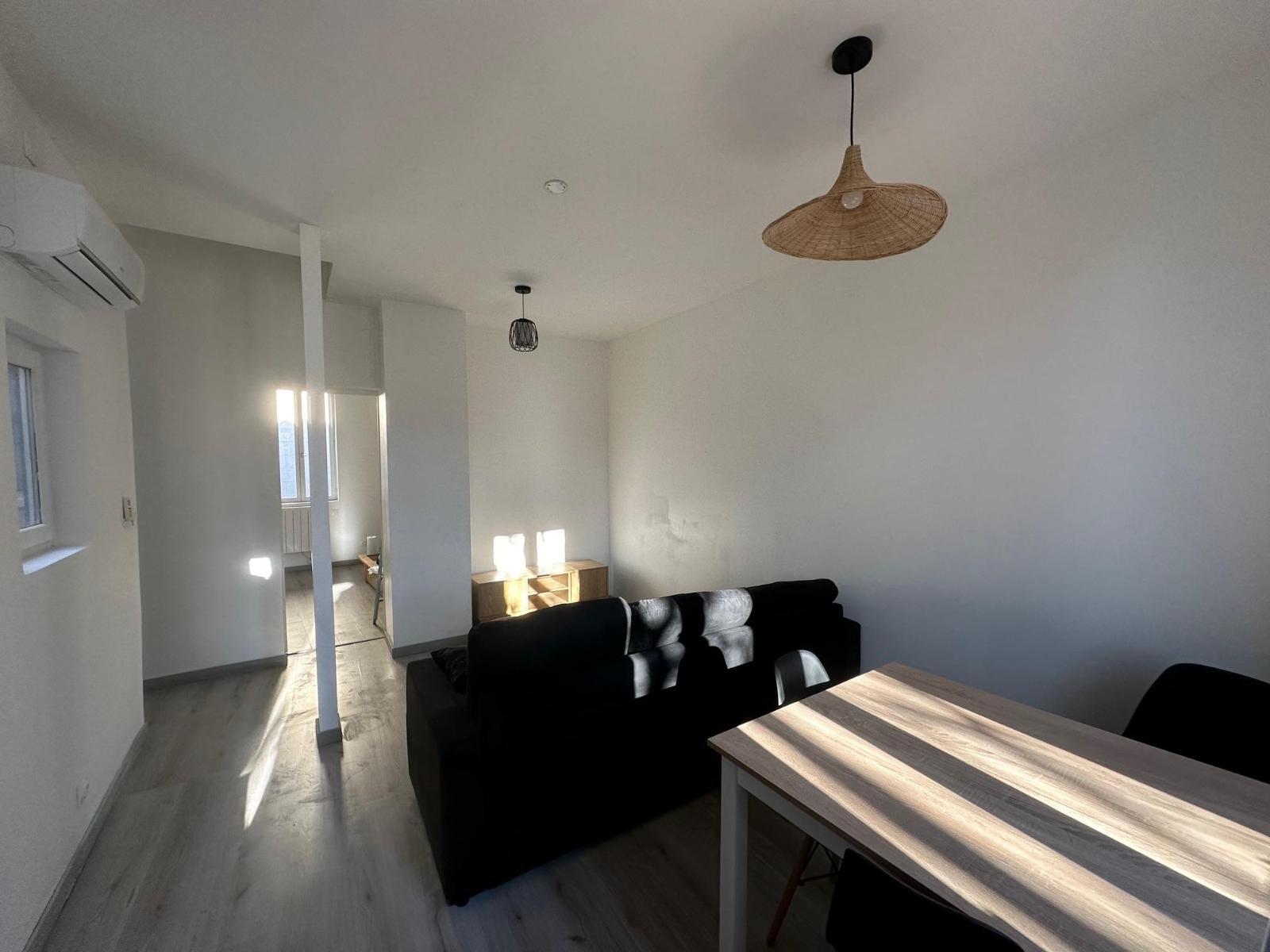 appartement 2 pièces - Avignon
